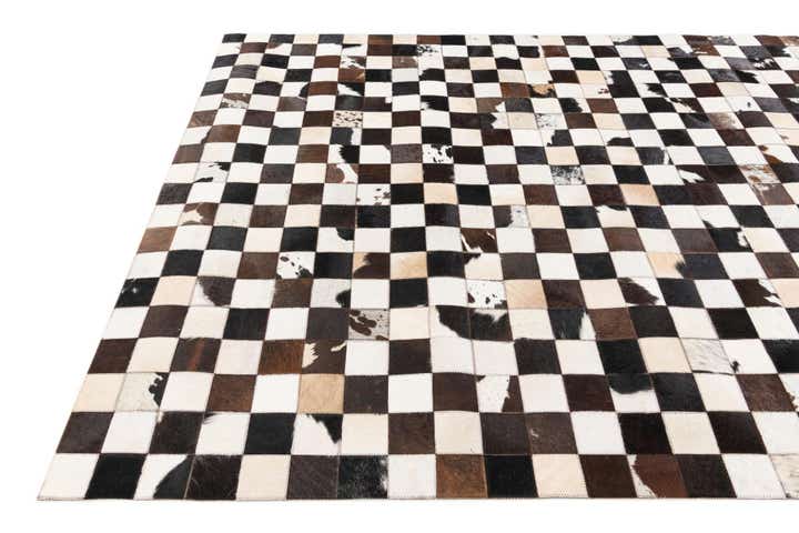 5' x 7' 11 Cowhide Stocks Rug