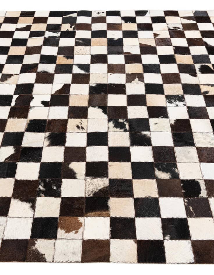 Detail image of 5' x 8' Cowhide Stocks Rug