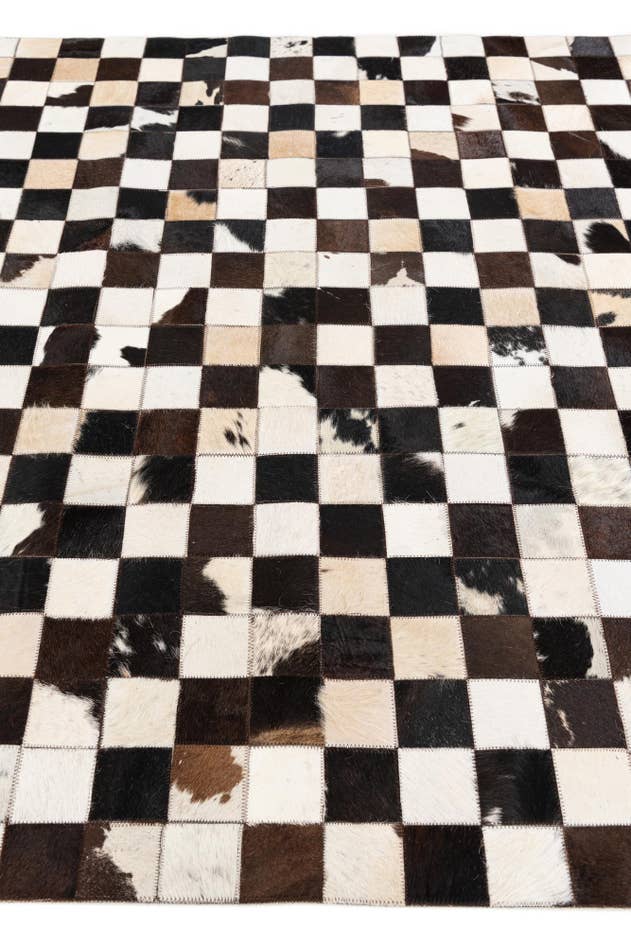 Detail image of 5' x 8' Cowhide Stocks Rug