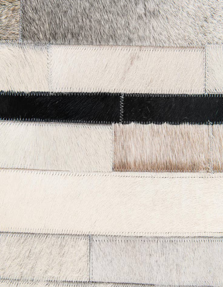 Detail image of 5' 1 x 7' 11 Cowhide Stocks Rug