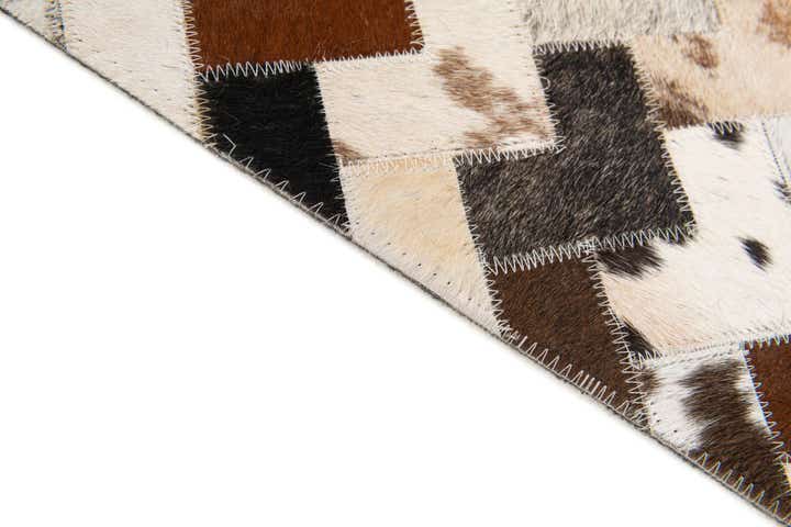 5' 1 x 7' 11 Cowhide Stocks Rug