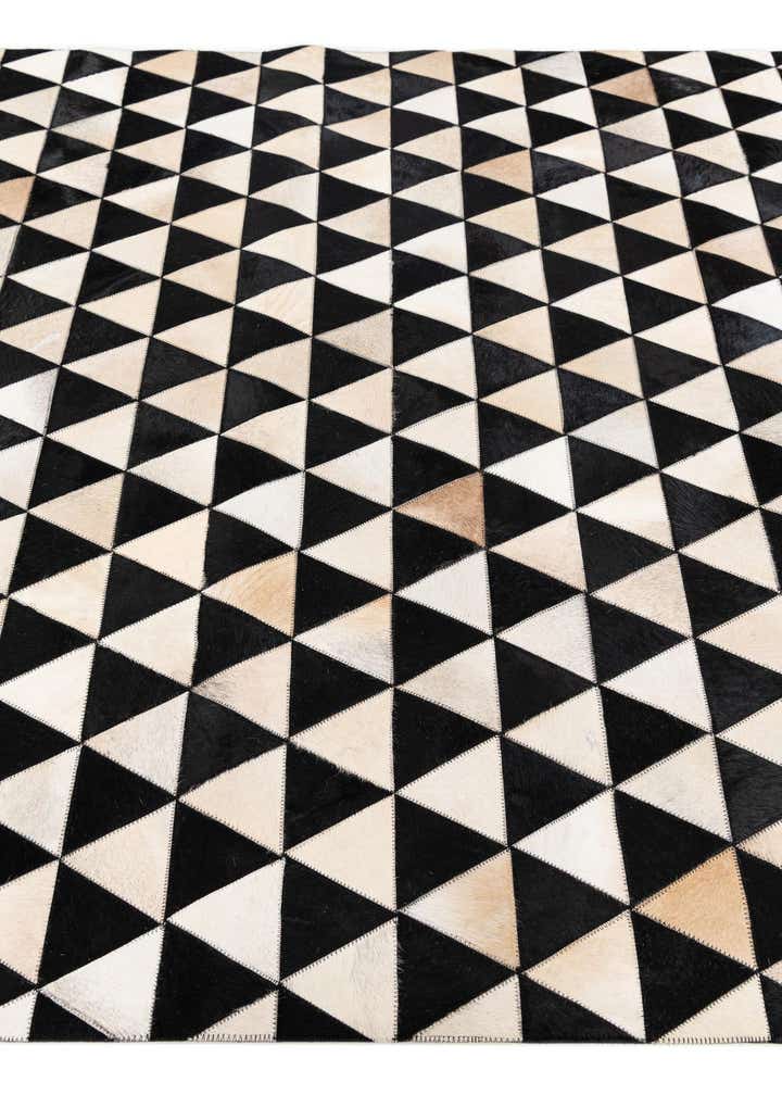 5' 1 x 8' 2 Cowhide Stocks Rug