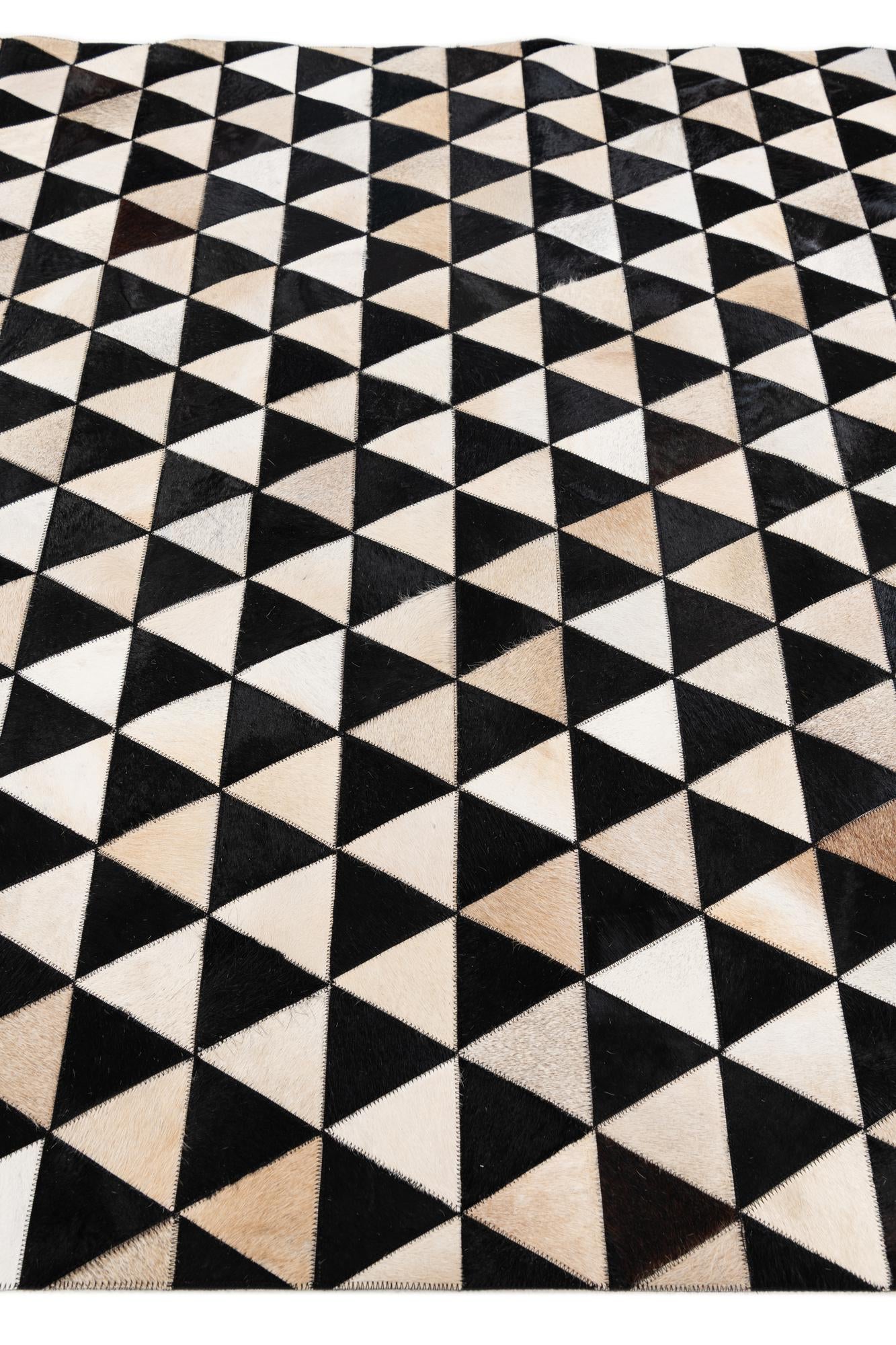 5' 2 x 8' Cowhide Stocks Rug