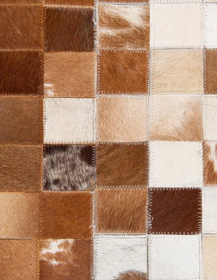Detail image of 4' 11 x 7' 9 Cowhide Stocks Rug