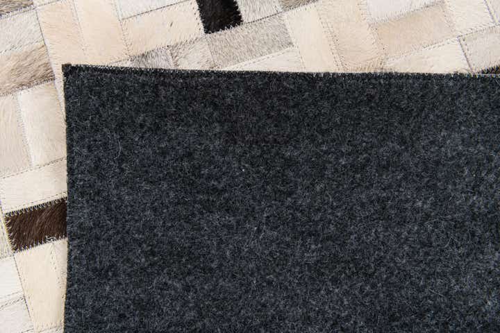 5' 3 x 7' 5 Cowhide Stocks Rug
