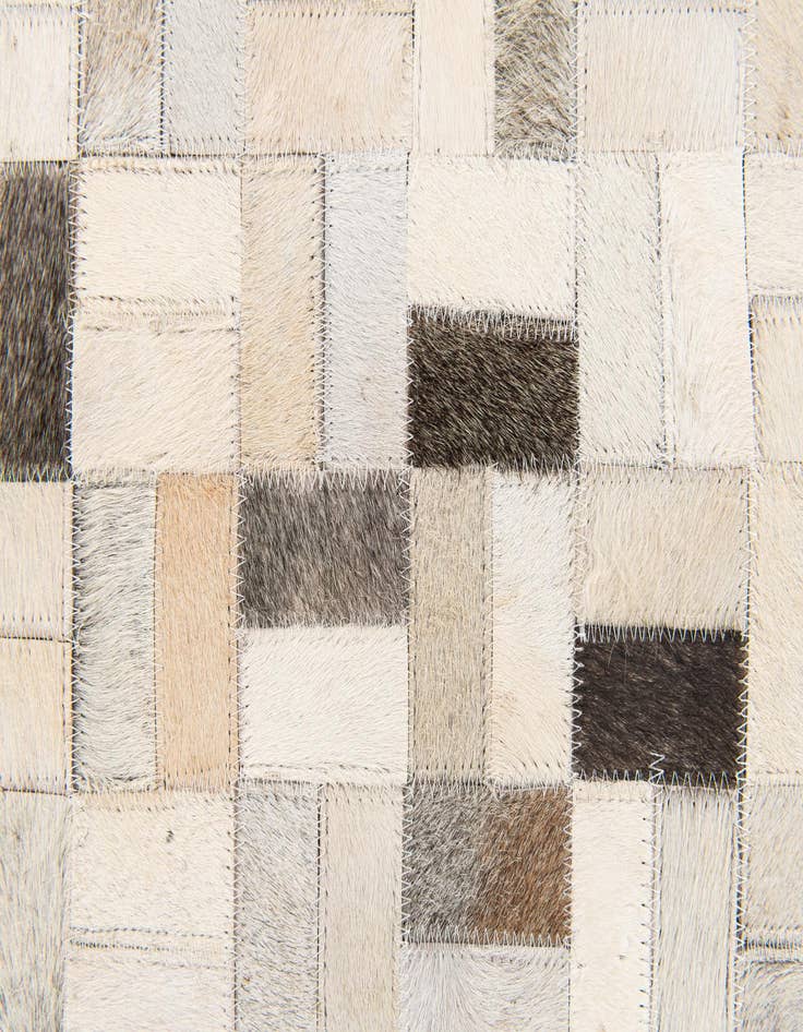 Detail image of 5' 3 x 7' 5 Cowhide Stocks Rug