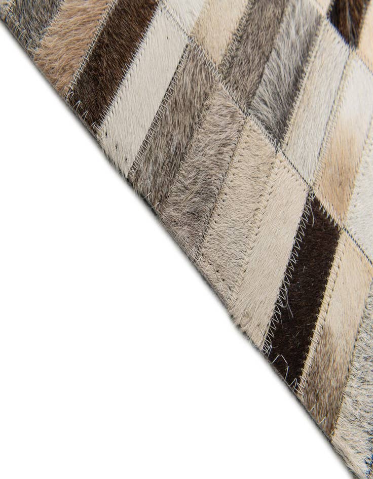 Detail image of 5' 1 x 7' 10 Cowhide Stocks Rug