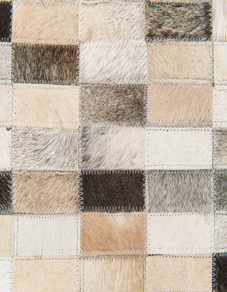 Detail image of 5' 1 x 7' 10 Cowhide Stocks Rug