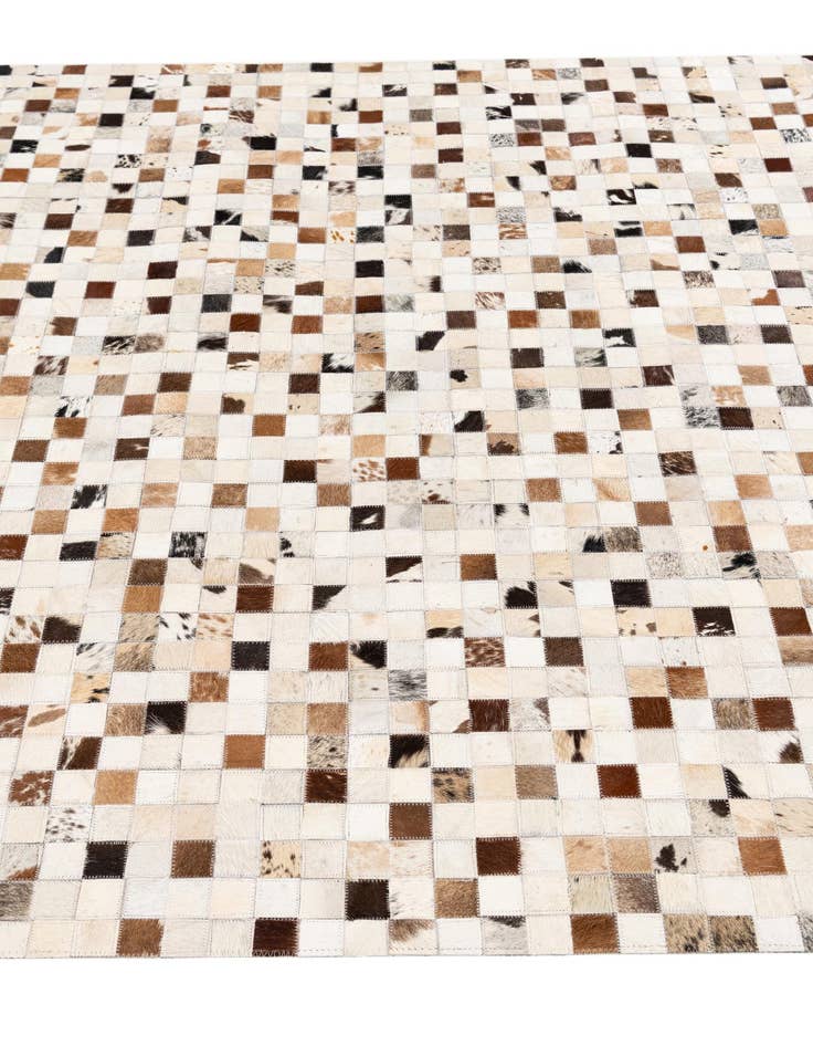 Detail image of 5' x 7' 11 Cowhide Stocks Rug