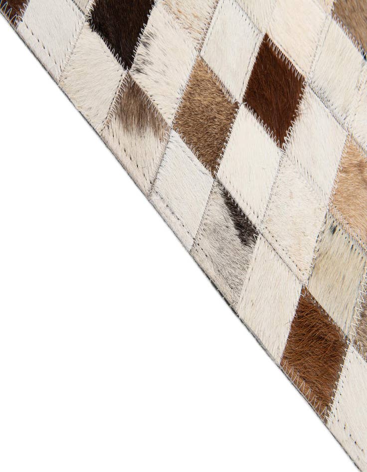 Detail image of 5' x 7' 11 Cowhide Stocks Rug