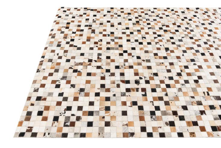 Detail image of 5' x 7' 10 Cowhide Stocks Rug