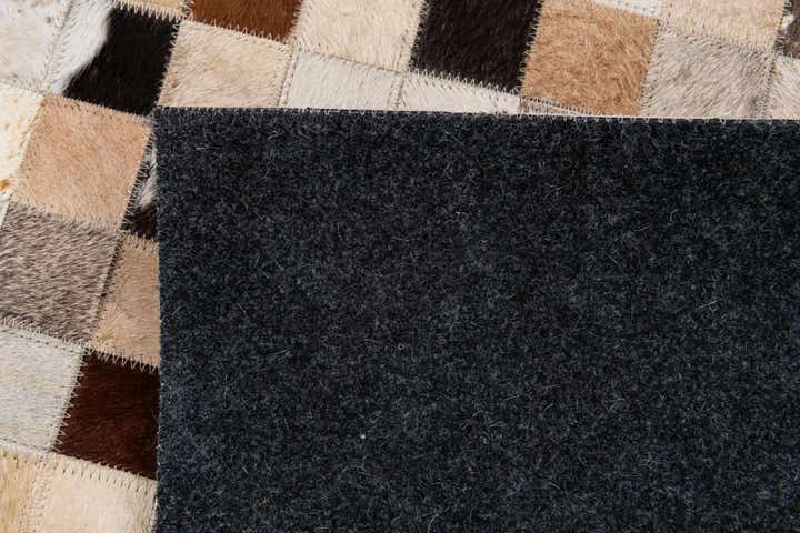 5' 1 x 7' 11 Cowhide Stocks Rug