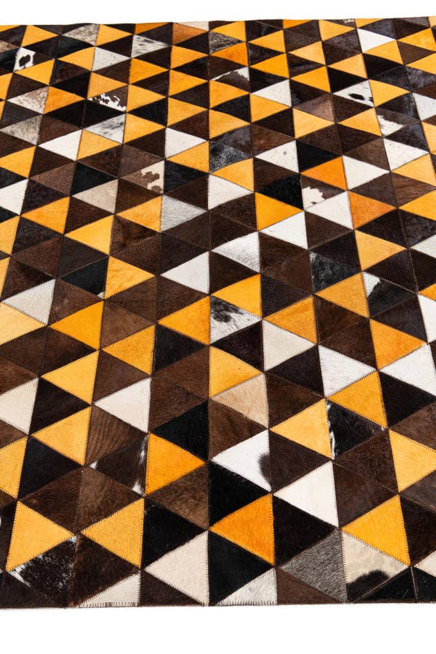 Detail image of 5' 1 x 8' 2 Cowhide Stocks Rug