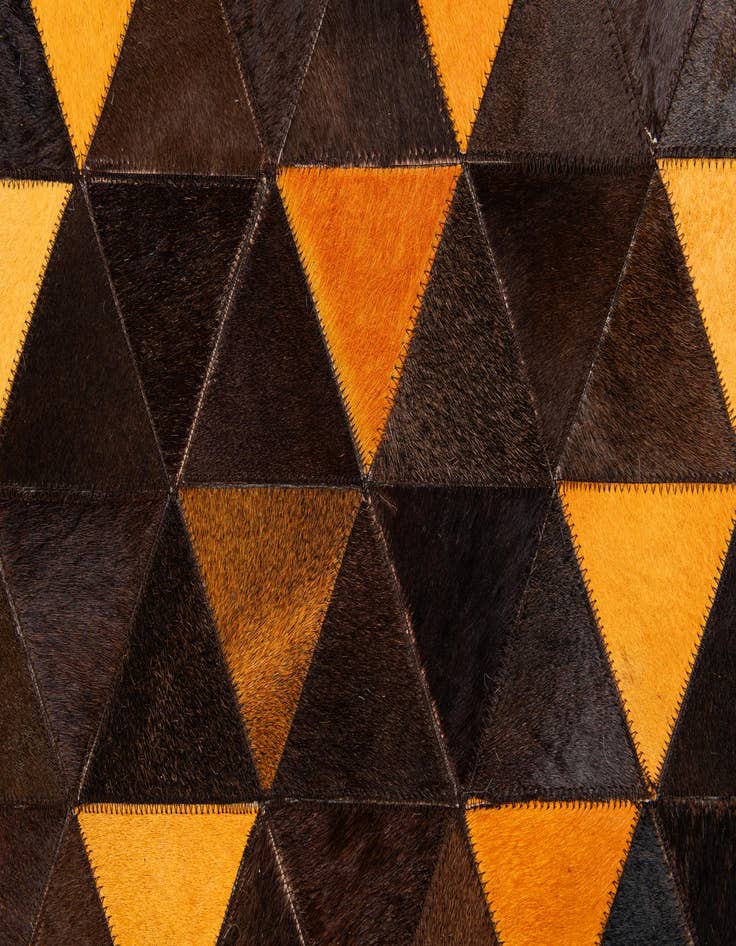 Detail image of 5' x 8' 1 Cowhide Stocks Rug