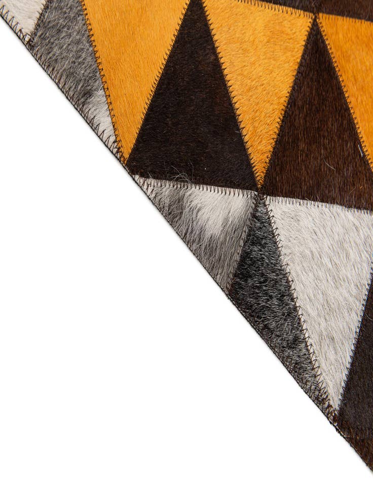 Detail image of 4' 10 x 8' 1 Cowhide Stocks Rug