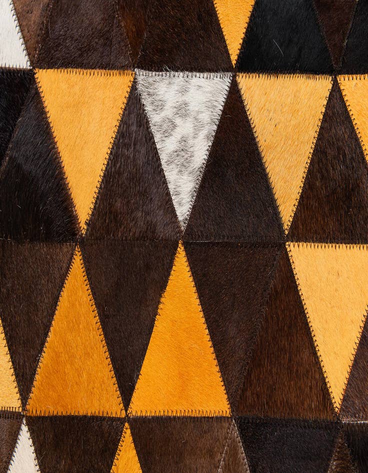 Detail image of 4' 10 x 8' 1 Cowhide Stocks Rug