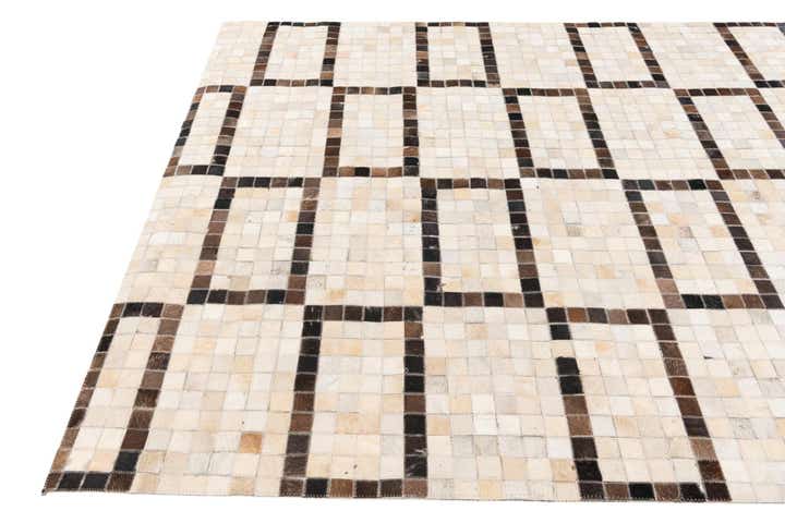 5' 1 x 8' Cowhide Stocks Rug