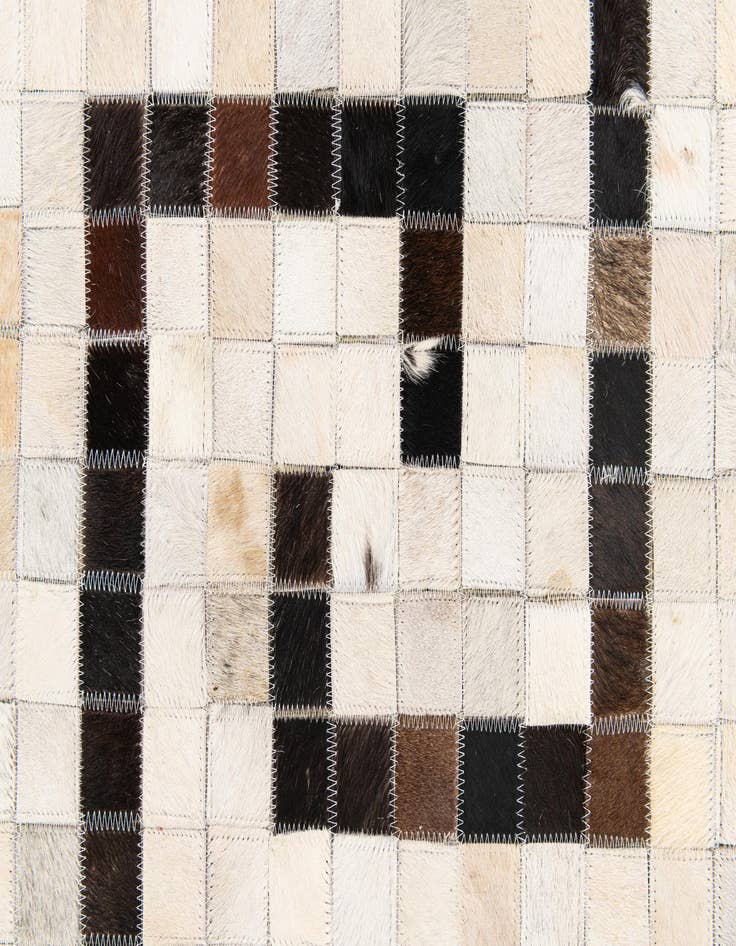 Detail image of 5' 1 x 7' 11 Cowhide Stocks Rug
