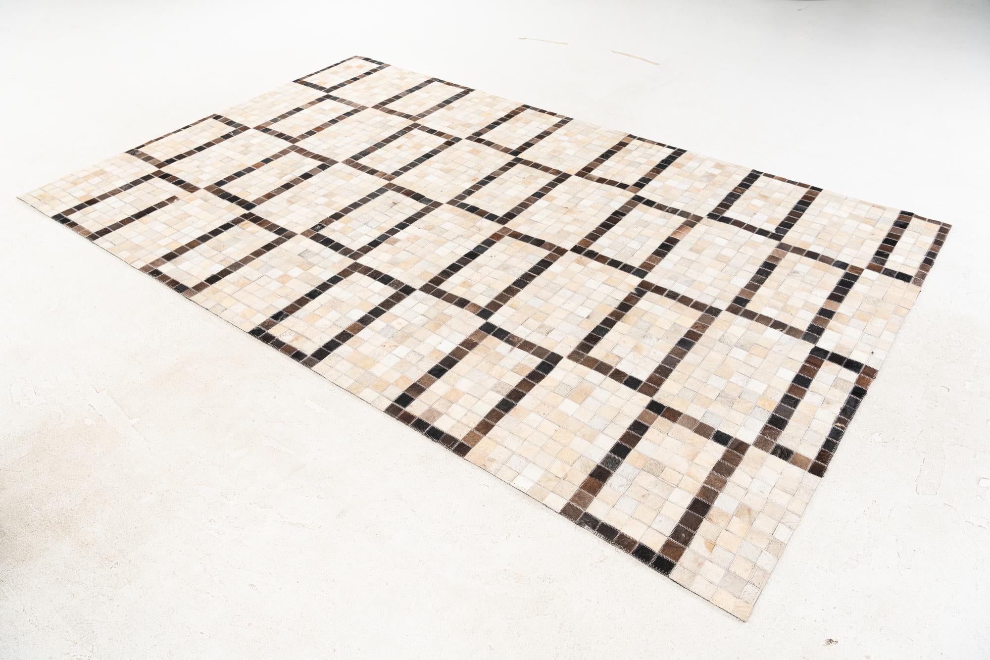 5' 1 x 8' Cowhide Stocks Rug