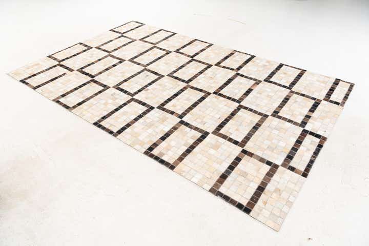 5' 1 x 8' Cowhide Stocks Rug