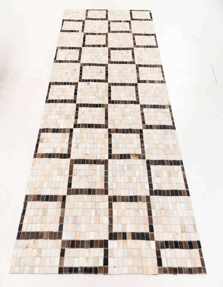 Detail image of 5' 1 x 8' Cowhide Stocks Rug