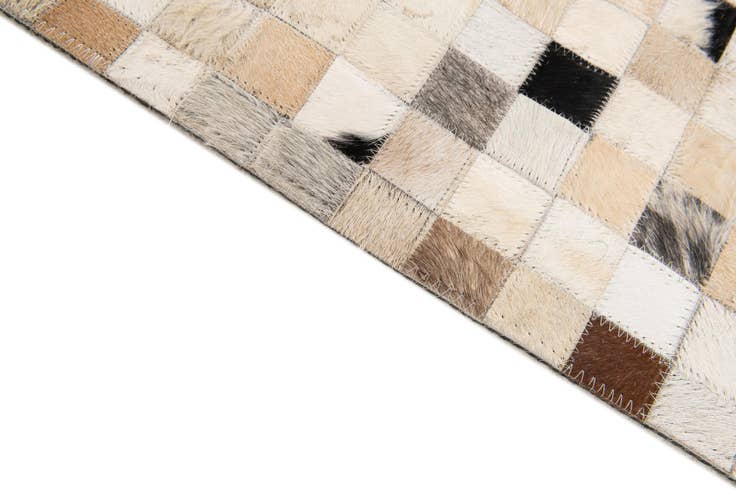 Detail image of 5' 2 x 7' 11 Cowhide Stocks Rug