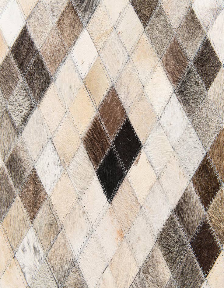 Detail image of 5' x 8' Cowhide Stocks Rug