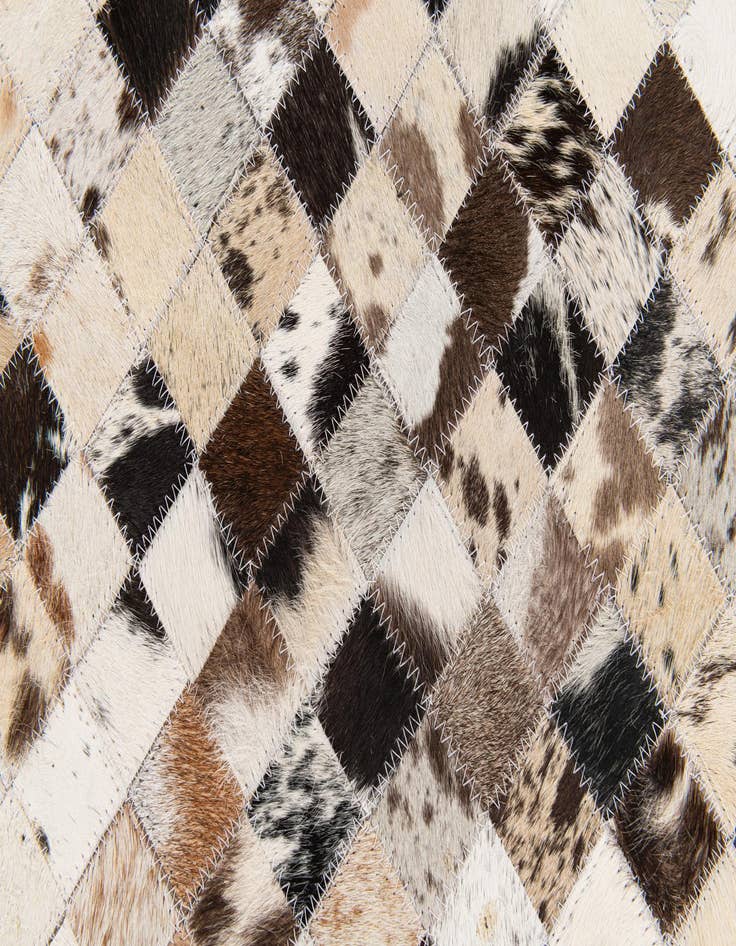 Detail image of 5' x 7' 11 Cowhide Stocks Rug