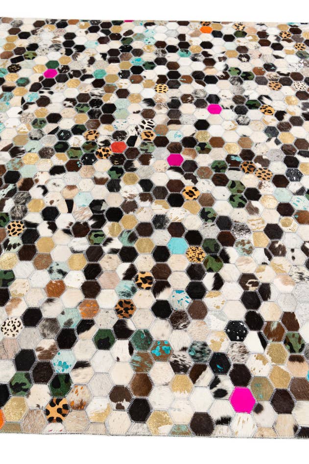 Detail image of 5' 1 x 8' Cowhide Stocks Rug