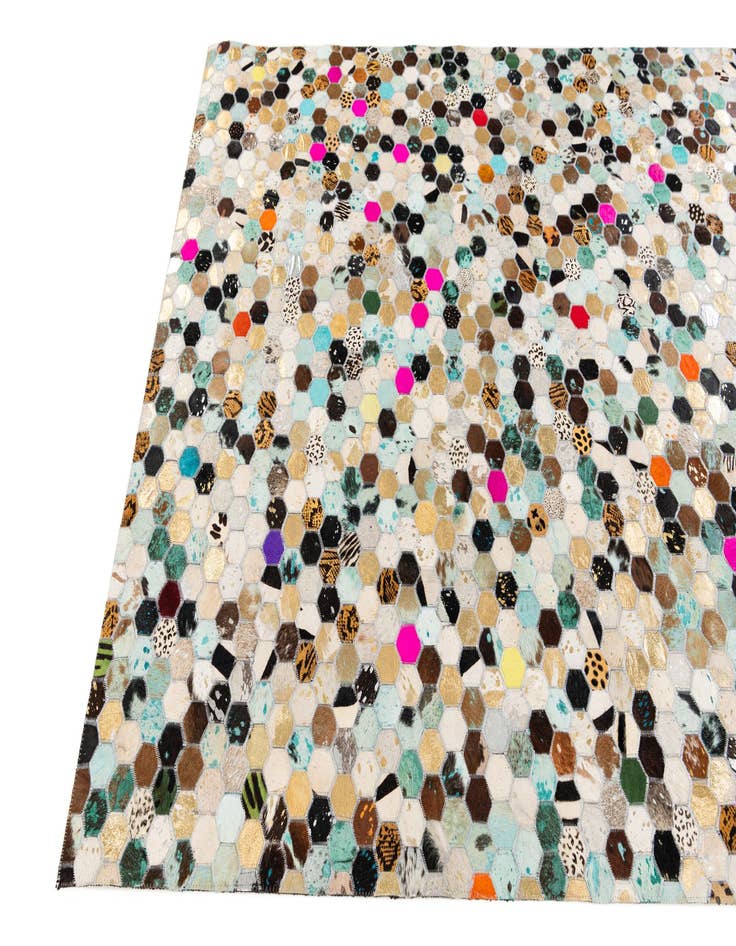 Detail image of 5' 1 x 7' 11 Cowhide Stocks Rug