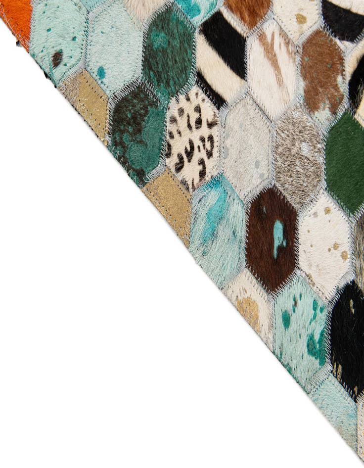 Detail image of 5' 1 x 7' 11 Cowhide Stocks Rug