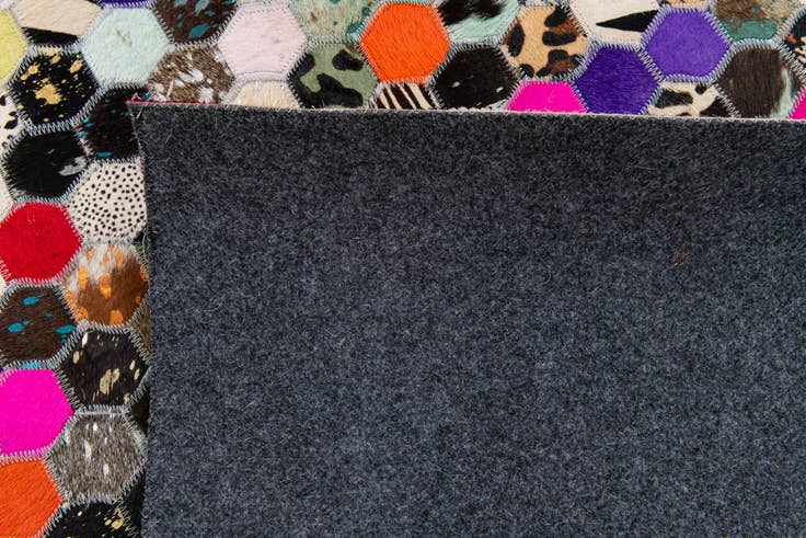 Detail image of 5' 1 x 7' 10 Cowhide Stocks Rug