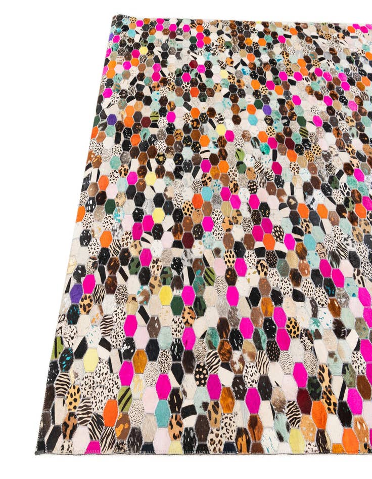 Detail image of 5' 1 x 7' 11 Cowhide Stocks Rug