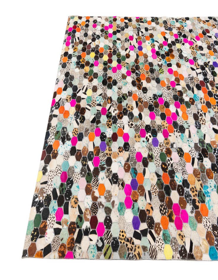 Detail image of 5' x 7' 11 Cowhide Stocks Rug