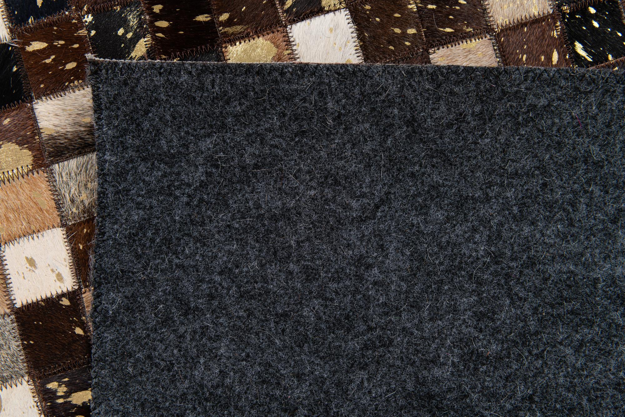 5' x 7' 10 Cowhide Stocks Rug