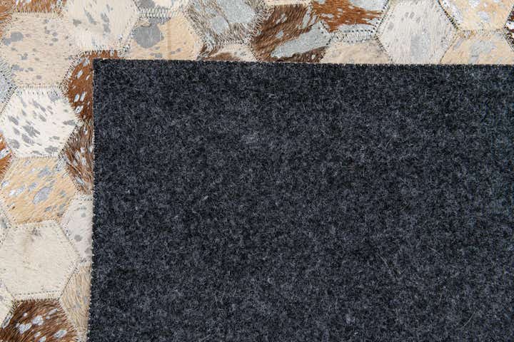 5' 4 x 7' 6 Cowhide Stocks Rug