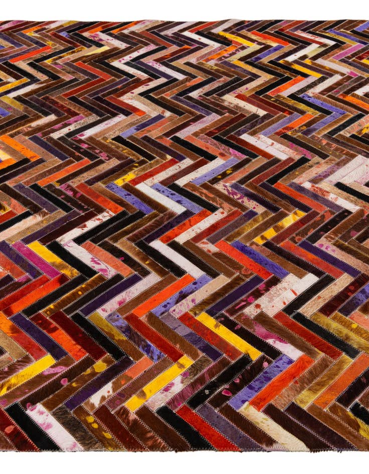 Detail image of 5' 5 x 7' 6 Cowhide Stocks Rug