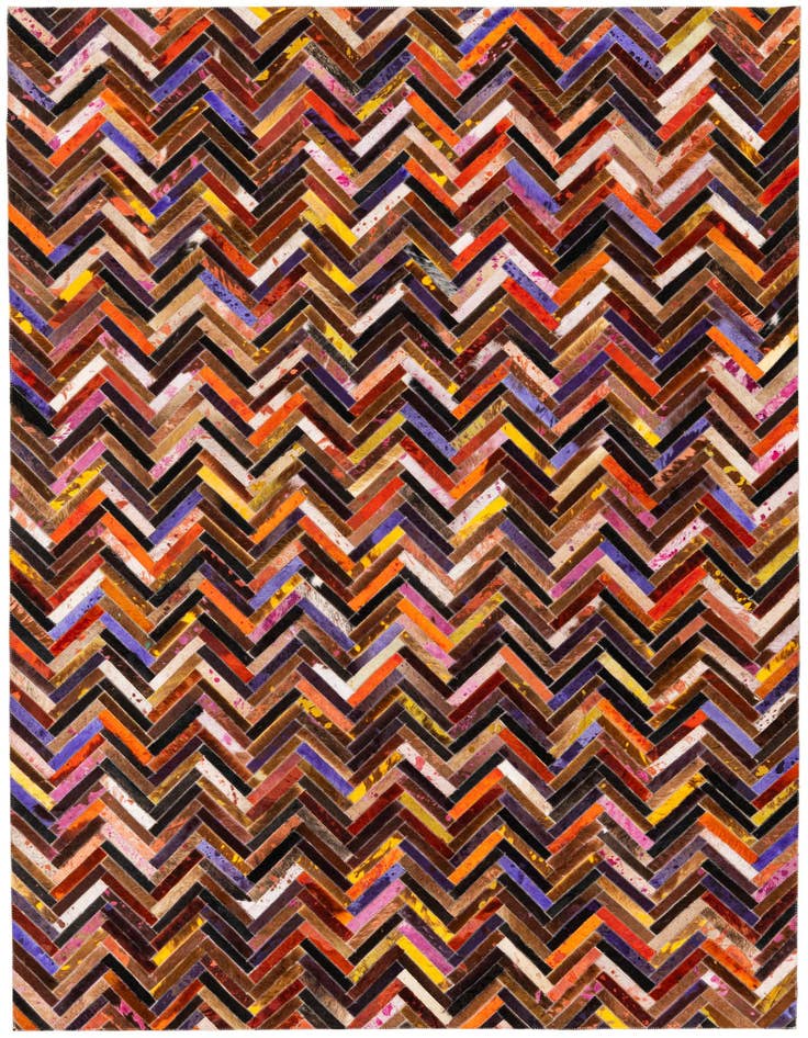 Detail image of 5' 5 x 7' 6 Cowhide Stocks Rug