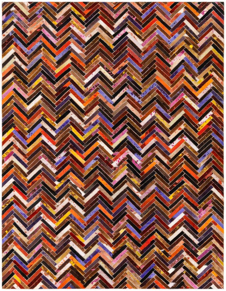 Detail image of 5' 5 x 7' 7 Cowhide Stocks Rug