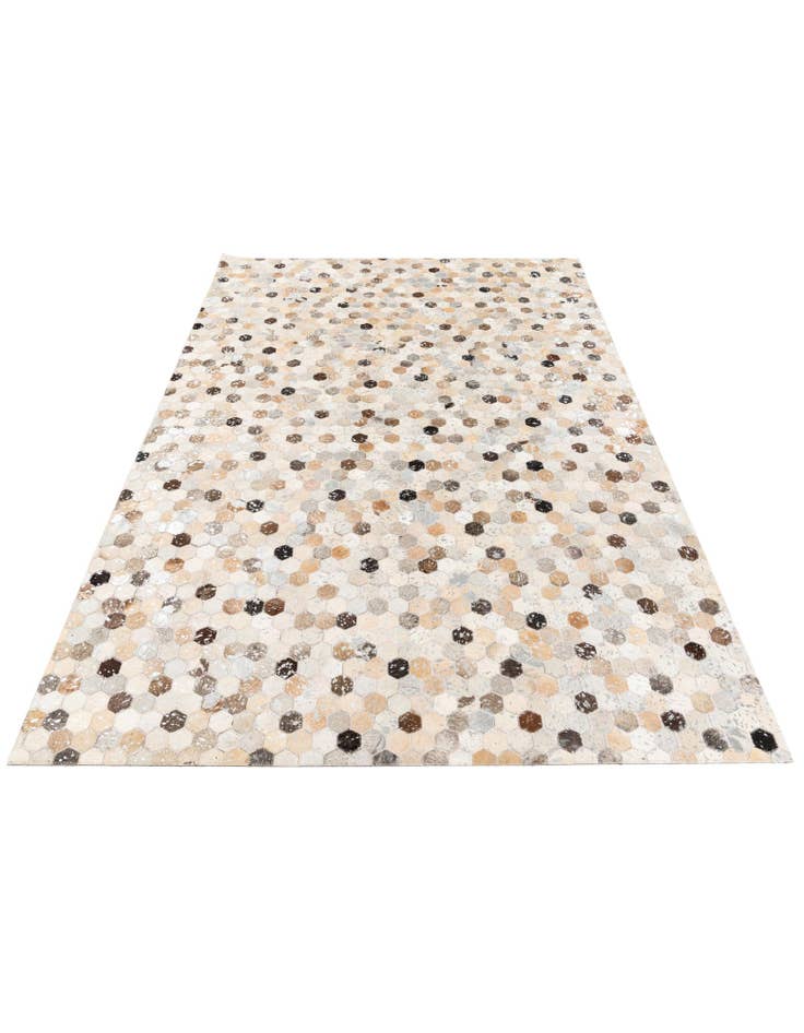 Detail image of 5' 3 x 7' 9 Cowhide Stocks Rug