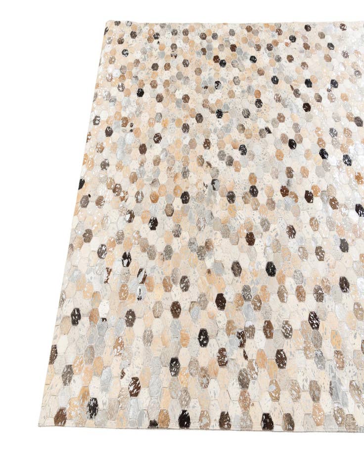 Detail image of 5' 3 x 7' 9 Cowhide Stocks Rug