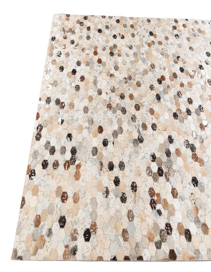 Detail image of 5' 4 x 7' 6 Cowhide Stocks Rug