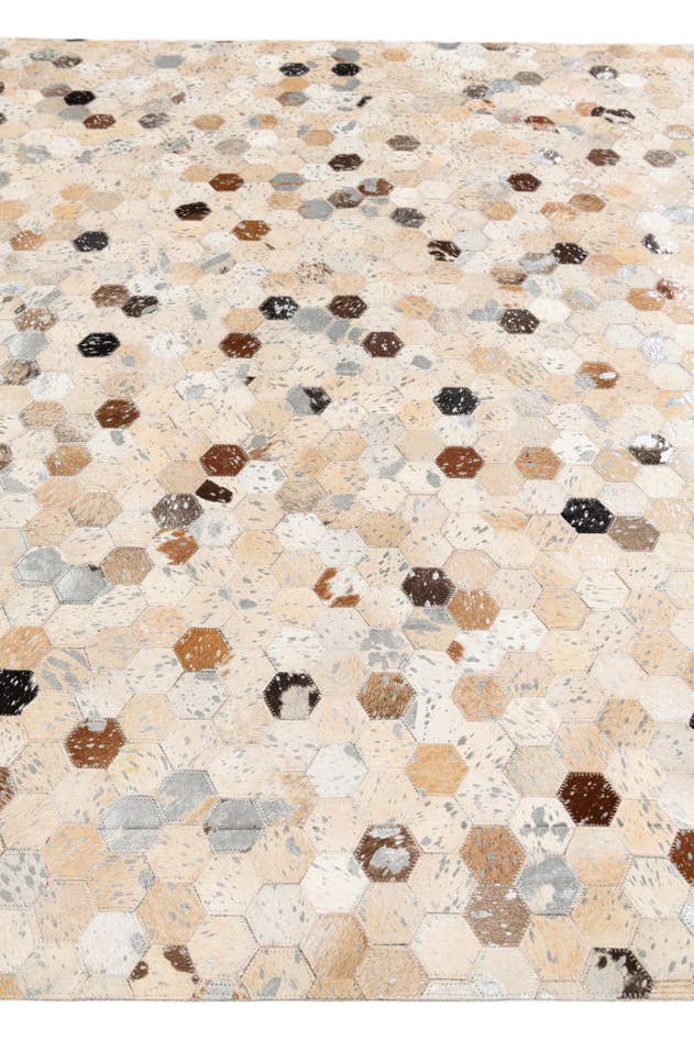 Detail image of 5' 4 x 7' 7 Cowhide Stocks Rug