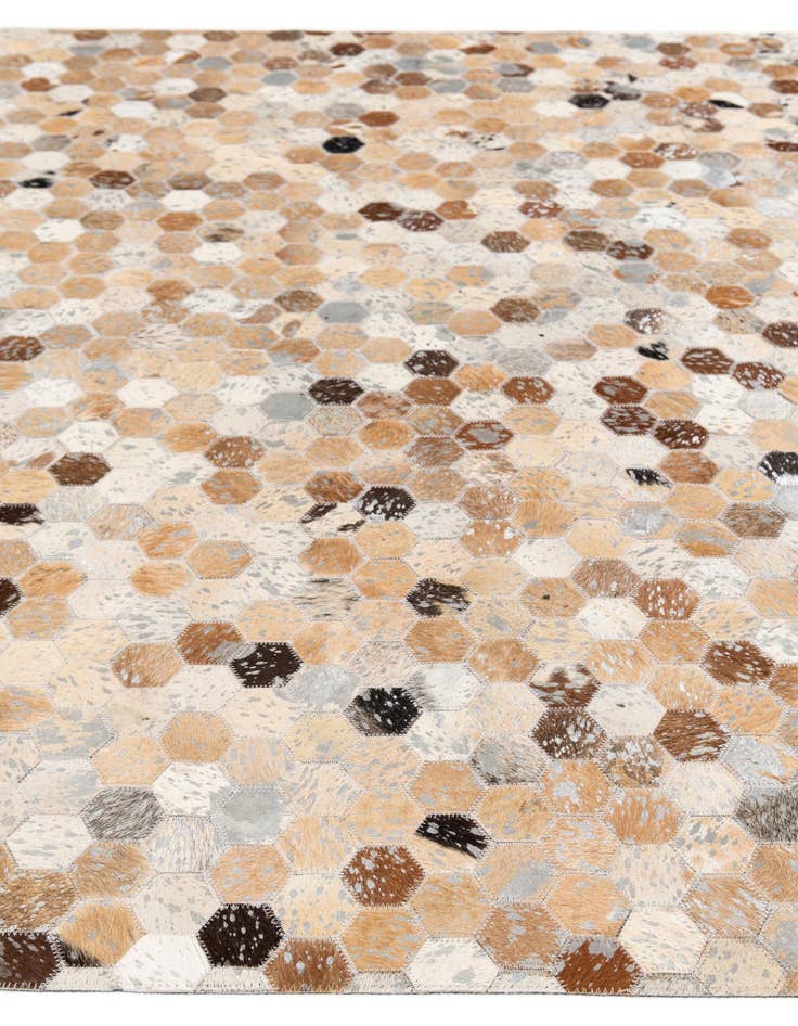 Detail image of 5' 4 x 7' 7 Cowhide Stocks Rug