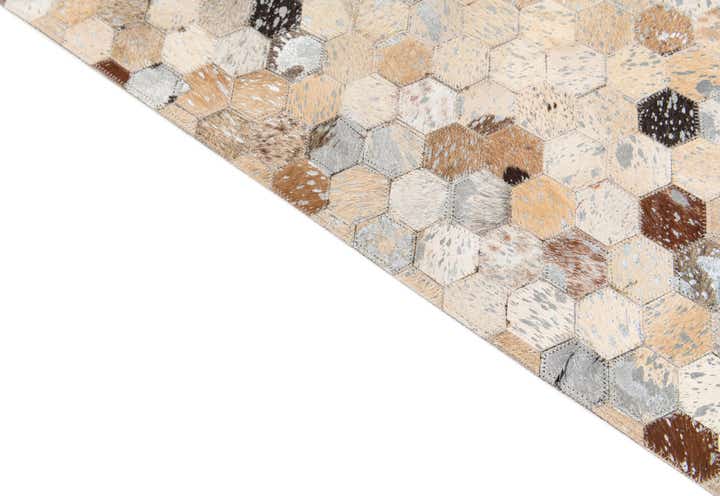 5' 4 x 7' 7 Cowhide Stocks Rug