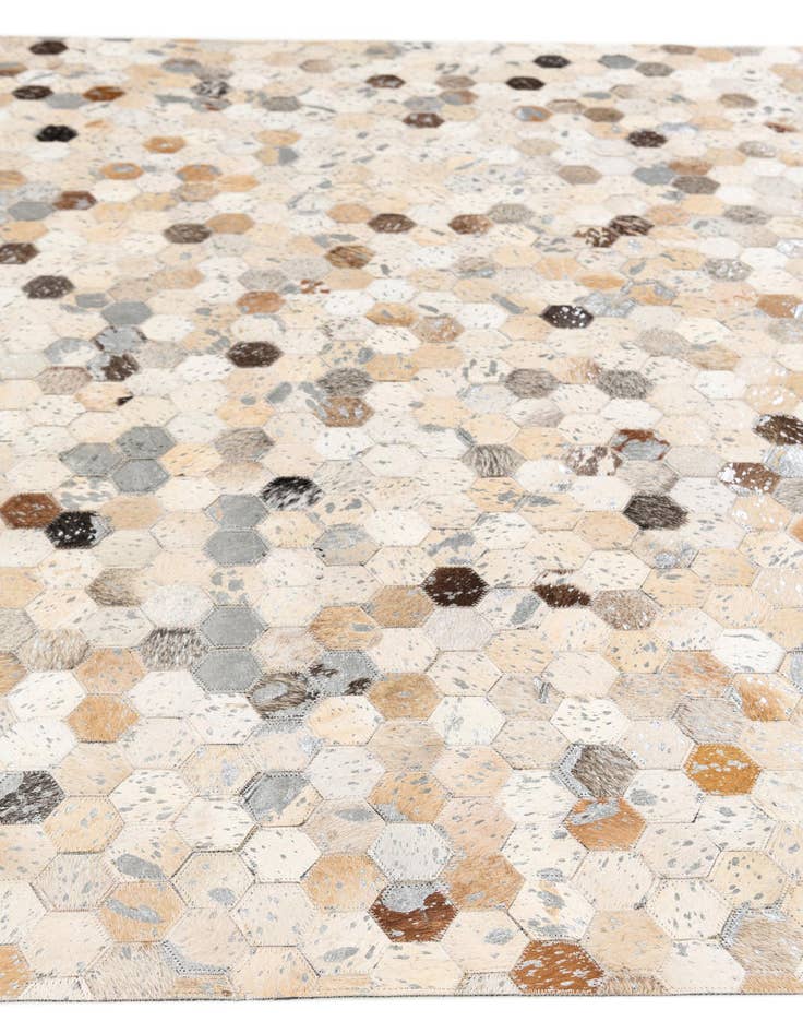 Detail image of 5' 3 x 7' 6 Cowhide Stocks Rug