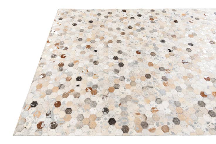 Detail image of 5' 1 x 8' 1 Cowhide Stocks Rug
