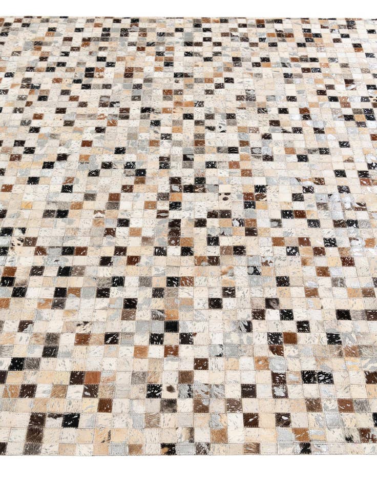 Detail image of 5' 5 x 7' 6 Cowhide Stocks Rug