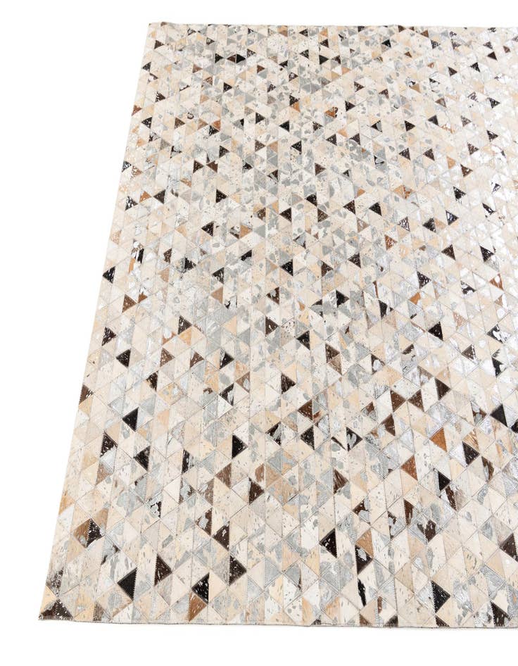 Detail image of 5' 3 x 7' 5 Cowhide Stocks Rug