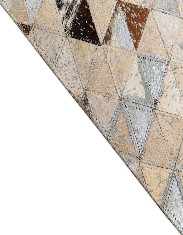 Detail image of 5' 3 x 7' 6 Cowhide Stocks Rug